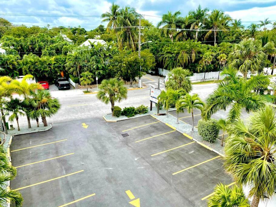 Вилла Aruba - Downtown Waterfront 2X2 Dock & Pool Pet-Friendly Ки-Уэст Экстерьер фото