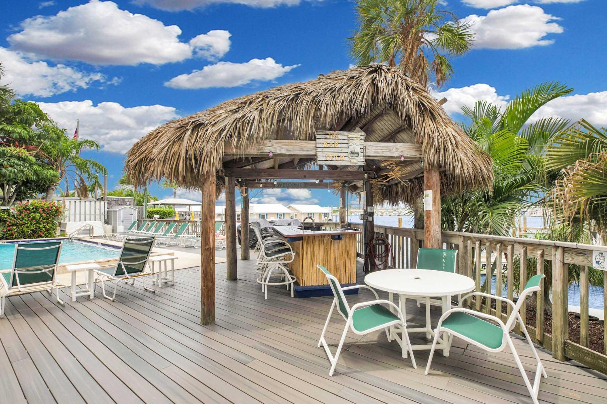 Вилла Aruba - Downtown Waterfront 2X2 Dock & Pool Pet-Friendly Ки-Уэст Экстерьер фото
